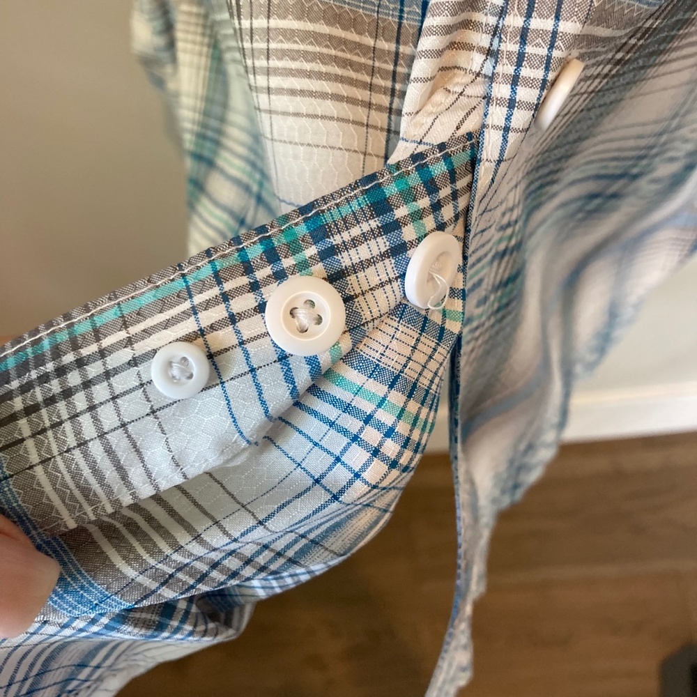 SOLD - Habit Long Sleeve Button Down Fishing Shirt - Picture 8 of 11